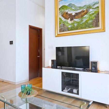 2Br Lucky Tower Residence Jakarta Old Town Top Floor Condo Zewnętrze zdjęcie