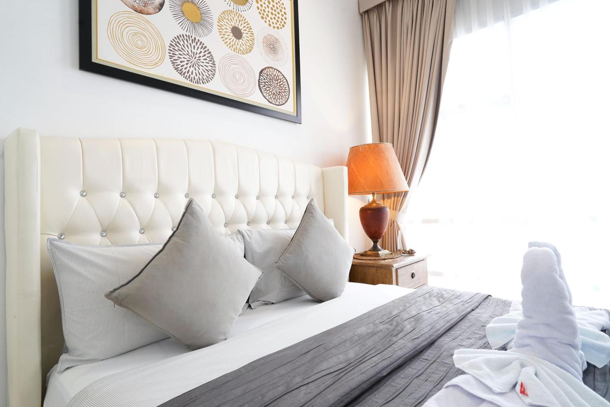 2Br Lucky Tower Residence Jakarta Old Town Top Floor Condo Zewnętrze zdjęcie